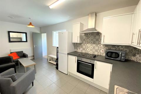 undefined, Poolfield Avenue, Newcastle-under-Lyme, ST5