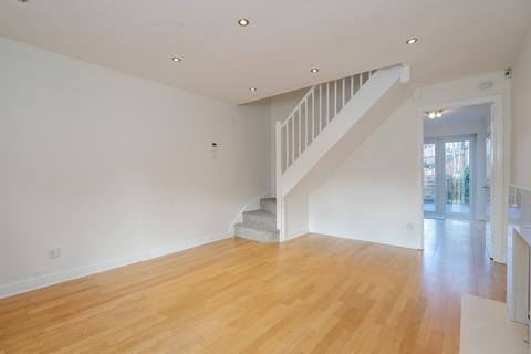 98 Beaumont Chase, Bolton, BL3 4XH