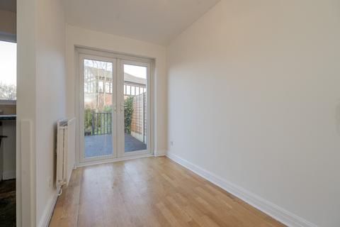 98 Beaumont Chase, Bolton, BL3 4XH