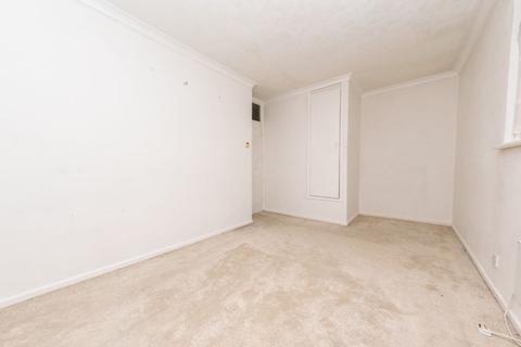 145 Bodmin Road, Leeds, LS10 4PT