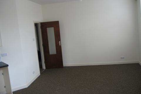 3 bedroom flat to rent, Park Lane, Wembley HA9