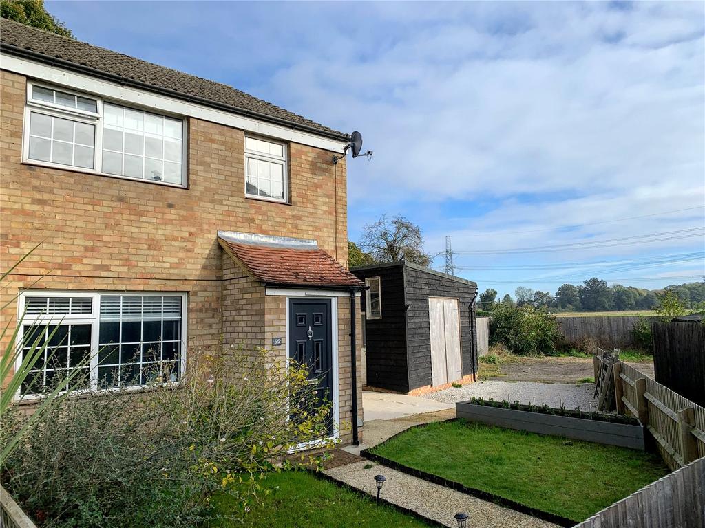 Wakemans, Upper Basildon, Reading... 3 bed end of terrace house £375,000