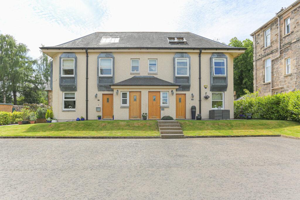 Gladstone House Apartments, Stirling, FK8 3 bed apartment £275,000