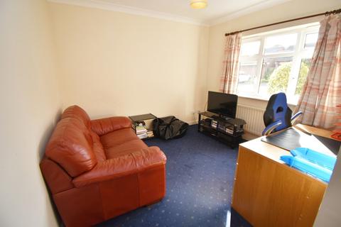 26 Brockhurst Lane, Shirley, Solihull, B90 1RG