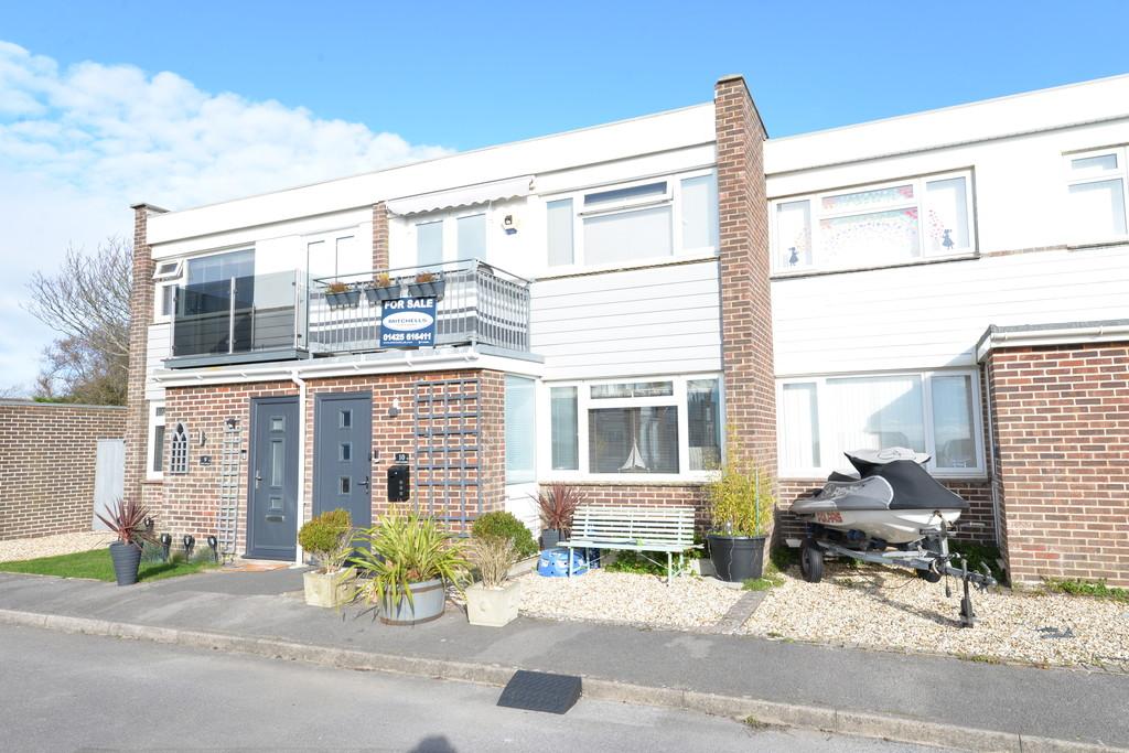 Marine Drive, Barton On Sea 2 bed terraced house £475,000