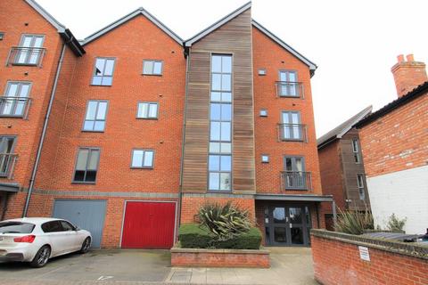 2 bedroom apartment for sale, The Wharf, Morton