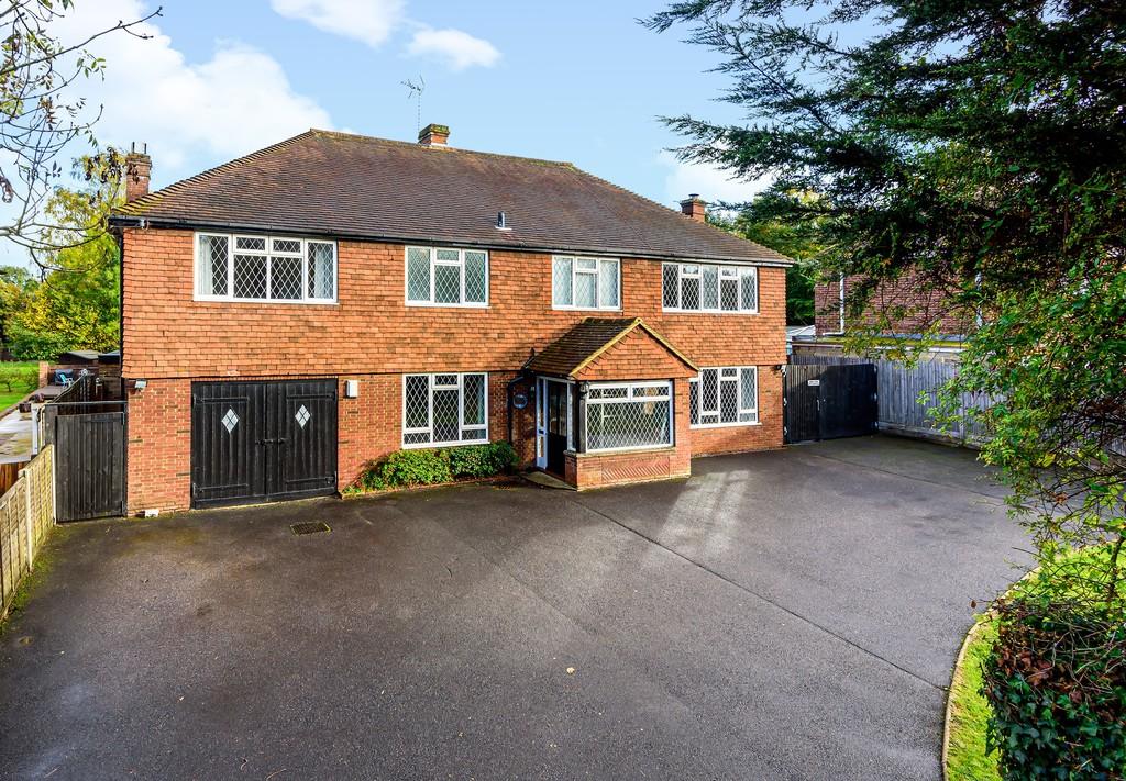 Willington Street, Maidstone 7 bed detached house £950,000