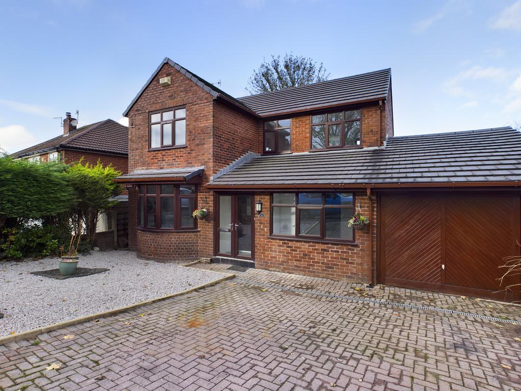 Church Road, Uppermill, Saddleworth 4 bed detached house £540,000