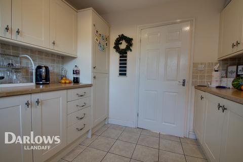 3 bedroom end of terrace house for sale - Hirst Crescent, Cardiff
