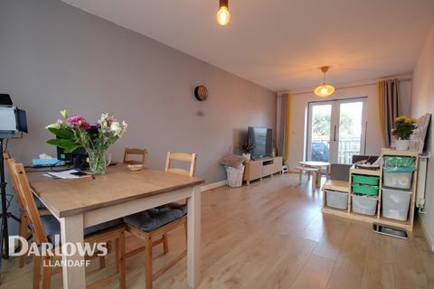 3 bedroom end of terrace house for sale - Hirst Crescent, Cardiff