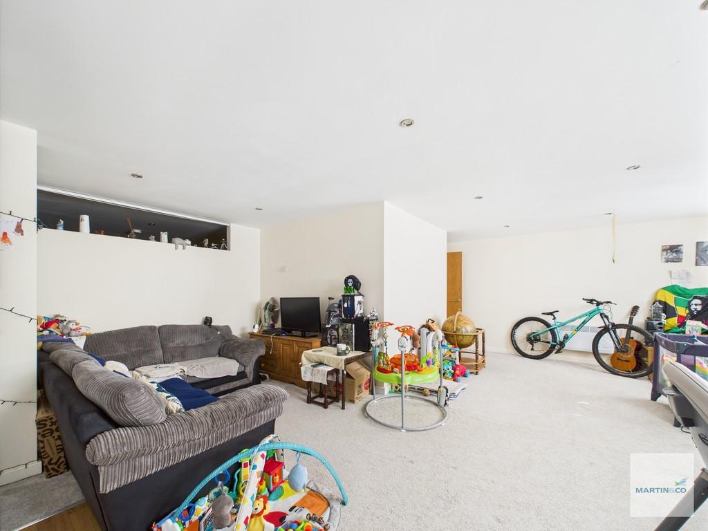 Cam03394 g0 pr0347 still005