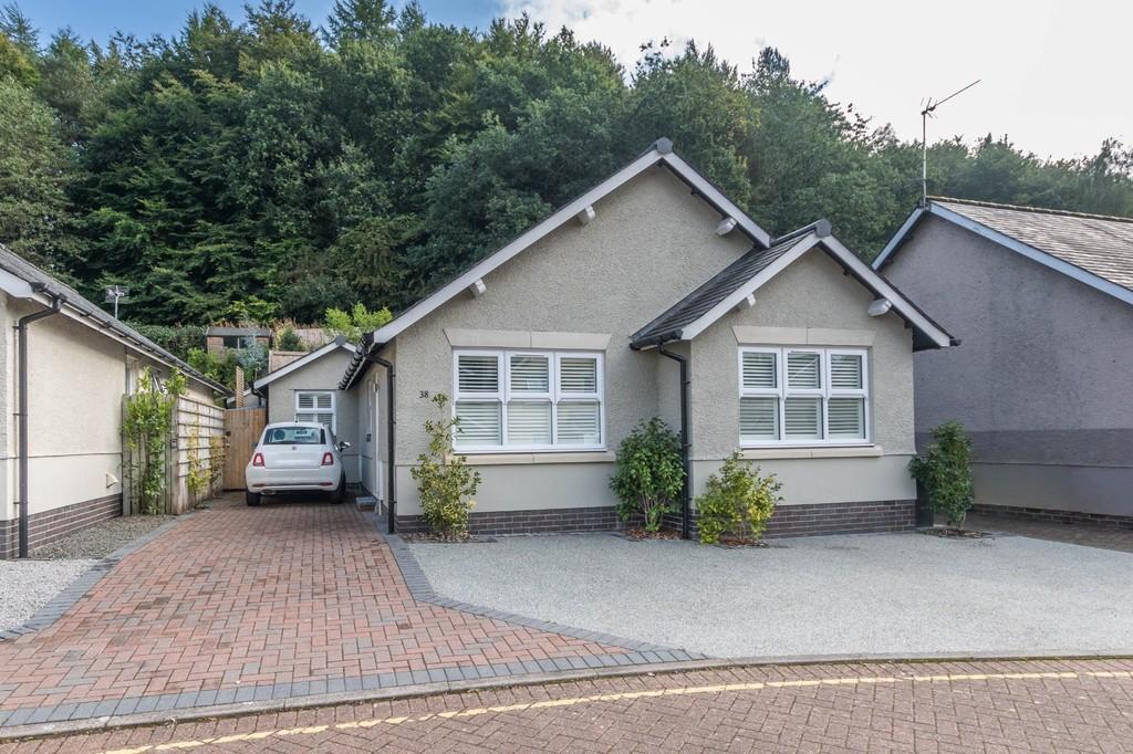 38 Kirkbie Green, Kendal 3 bed detached bungalow £475,000