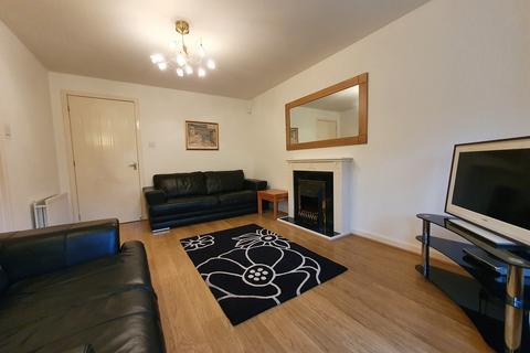 2 bedroom flat to rent, Holburn Street, Aberdeen