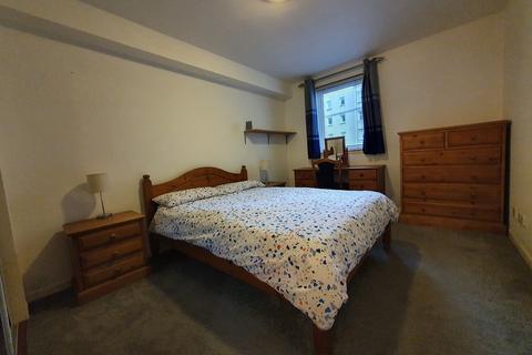 2 bedroom flat to rent, Holburn Street, Aberdeen