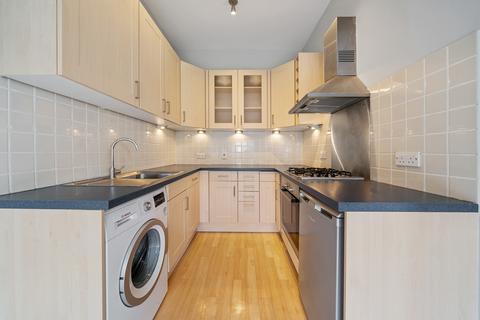 Flat 3, 52 Coolhurst Road, London, N8 8EU