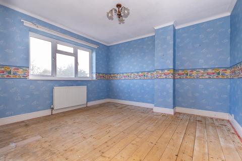 10 Rahn Road, Epping, CM16 4JB
