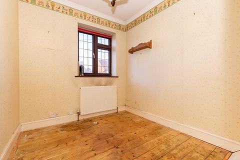 10 Rahn Road, Epping, CM16 4JB