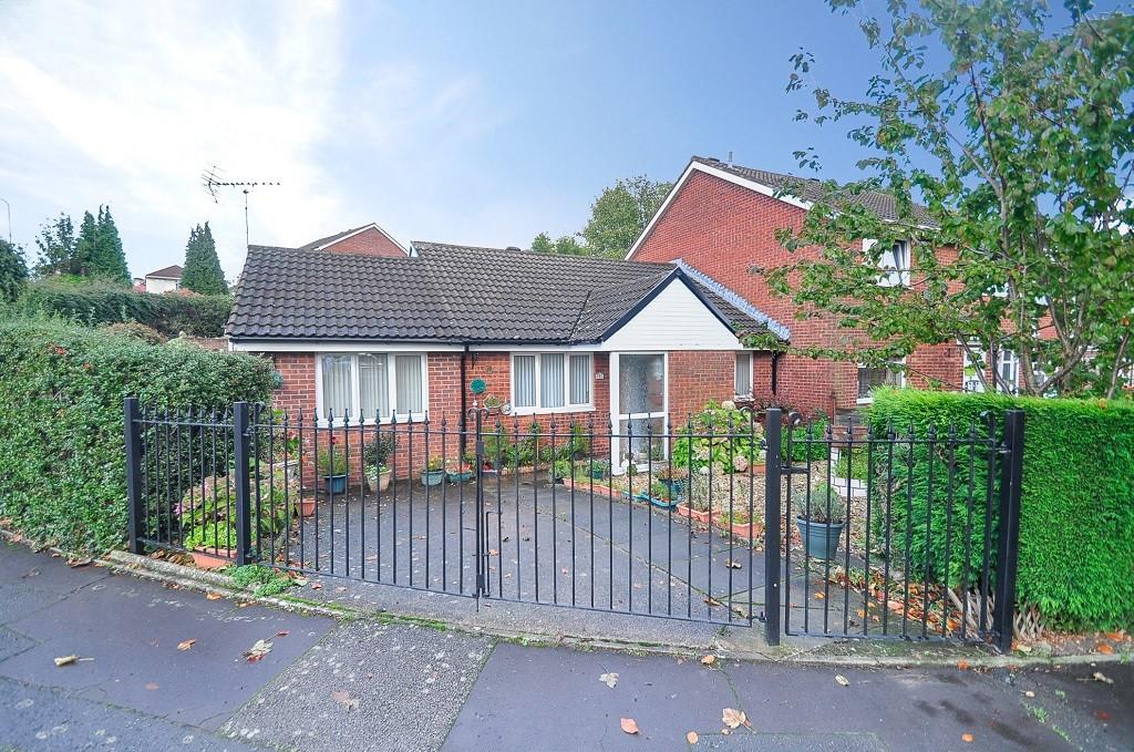 St. Brides Gardens, Newport 2 bed semidetached bungalow £260,000