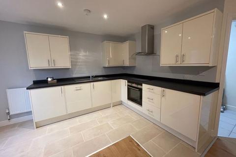 2 bedroom end of terrace house to rent, Tan House Yard, Off West Street, Congleton
