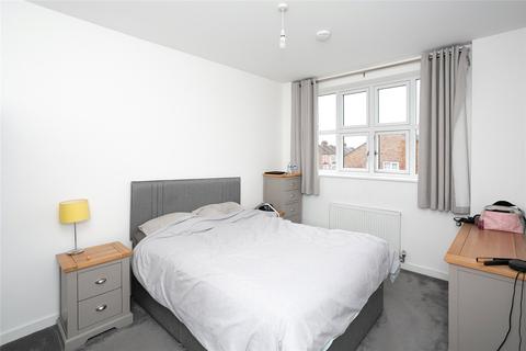 2 bedroom apartment for sale - Rembrandt House, 400 Whippendell Road, Watford, Hertfordshire, WD18