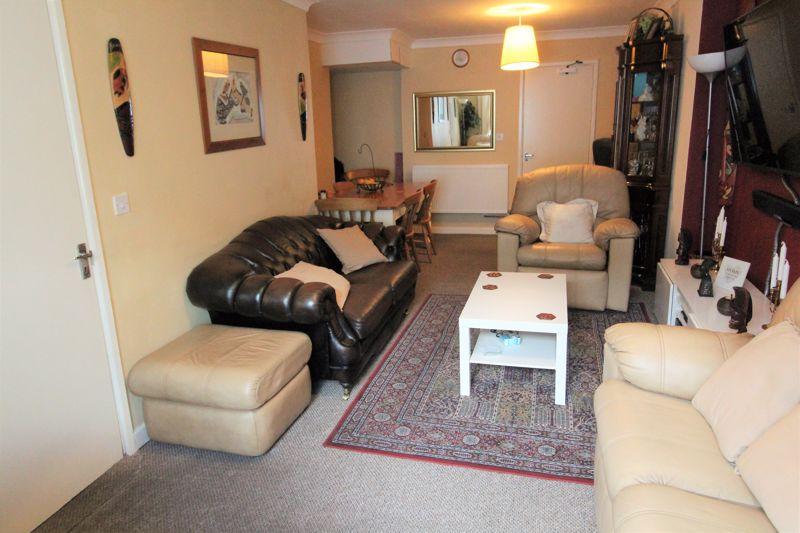 Carlisle Street, Cardiff CF24 2DQ 1 bed flat £120,000