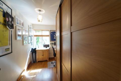 171b Lanark Road, London, W9 1NX