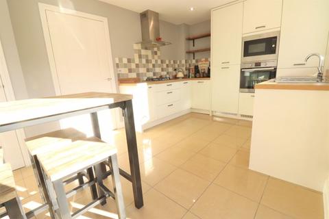 31 Hulme Close, Bromborough, Wirral, CH62 2EY
