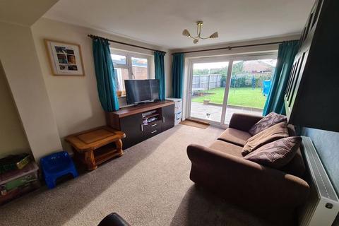 182 Park View, Crewkerne, TA18 8JL