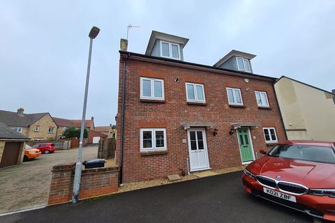 6a Chestnut Avenue, Crewkerne, TA18 7DQ