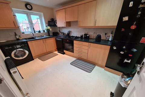 6a Chestnut Avenue, Crewkerne, TA18 7DQ