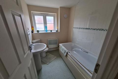 6a Chestnut Avenue, Crewkerne, TA18 7DQ