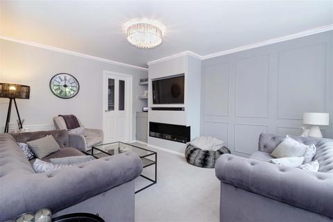 49 Coleridge Crescent, Goring By Sea, Worthing, BN12 6LU