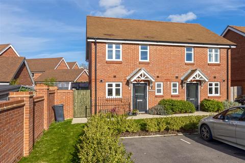6 Iris Close, Worthing, BN13 3WU