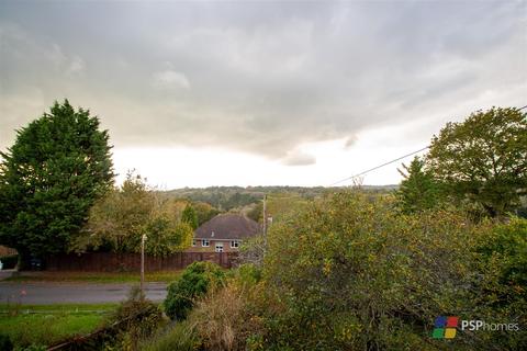 9 Bramble Mead, Balcombe, Haywards Heath, RH17 6HU