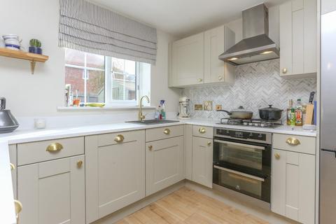 24 Central Boulevard, Aylesham, Canterbury, CT3 3FF