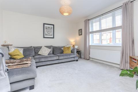 24 Central Boulevard, Aylesham, Canterbury, CT3 3FF
