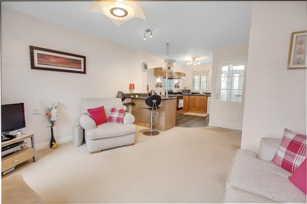 Trinity Gardens, Northallerton 2 bed terraced house £190,000