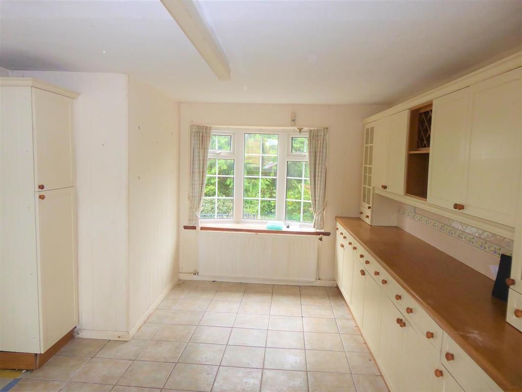 Yafforth, Northallerton 4 bed detached house for sale £265,000