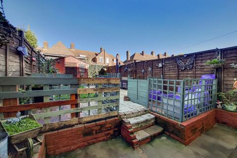 83 Keedonwood Road, Bromley, BR1 4QJ