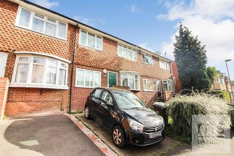 4 bedroom terraced house to rent, Cottesmore Road, Nottingham NG7