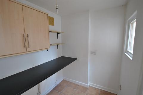 53 Langdale Road, Carcroft, Doncaster, DN6 8QP