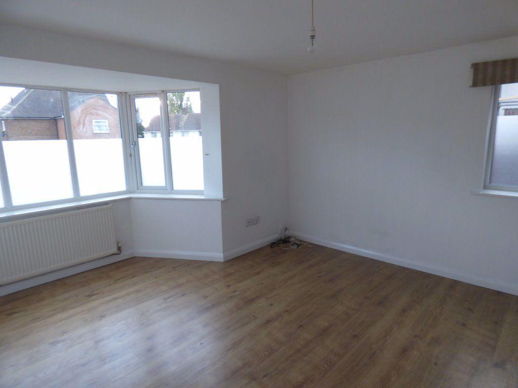 New Eaton Road, Stapleford. NG9 7ER 2 bed terraced house £850 pcm (£