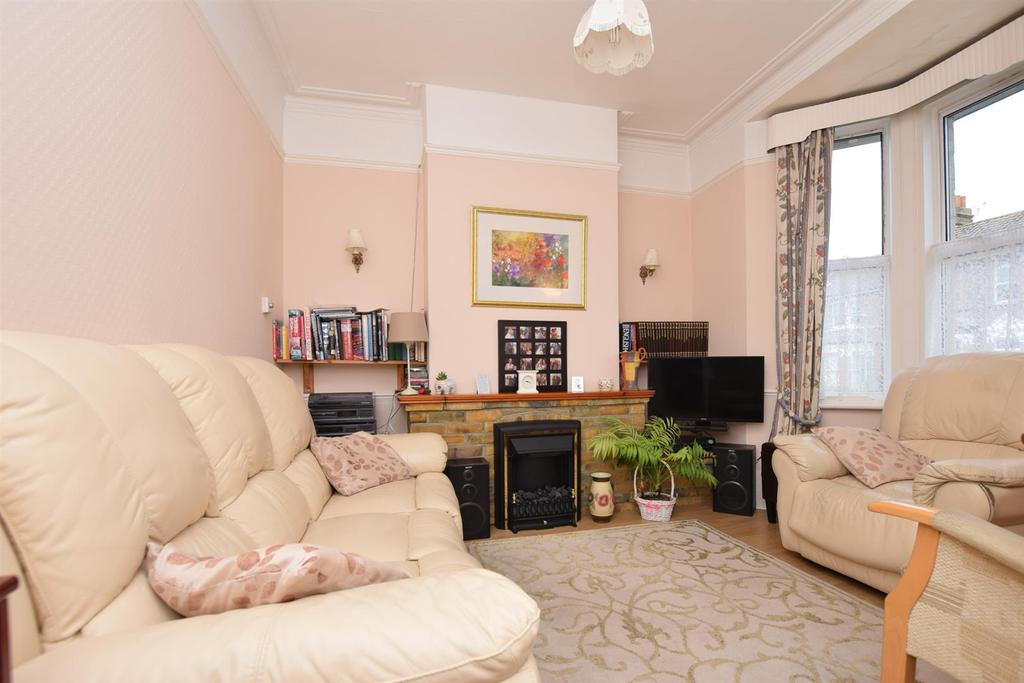 Perth Road, St. LeonardsOnSea 3 bed terraced house £260,000