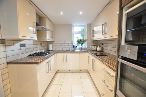 27 Macdonald Close, Tividale, Oldbury, B69 3LD