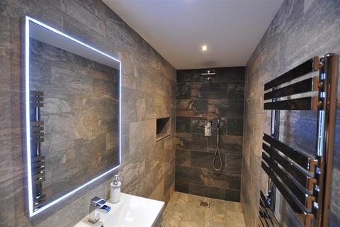 27 Macdonald Close, Tividale, Oldbury, B69 3LD