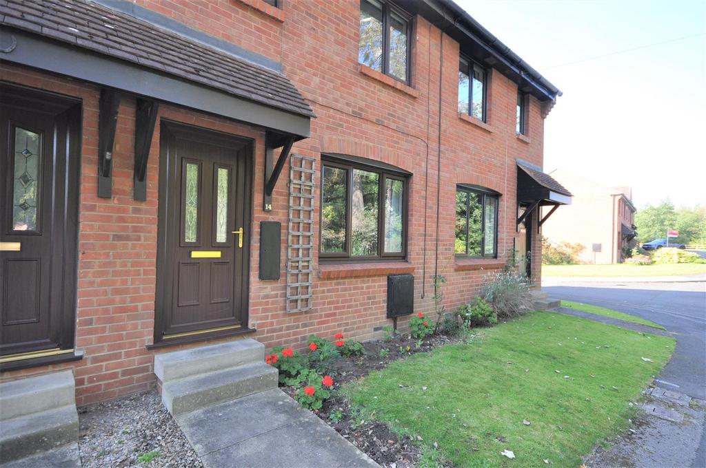 Breary Close, Tadcaster Road, York... 2 bed terraced house £250,000