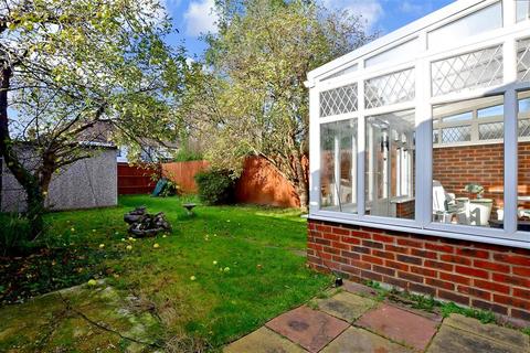 16 Lymescote Gardens, Sutton, SM1 2PN