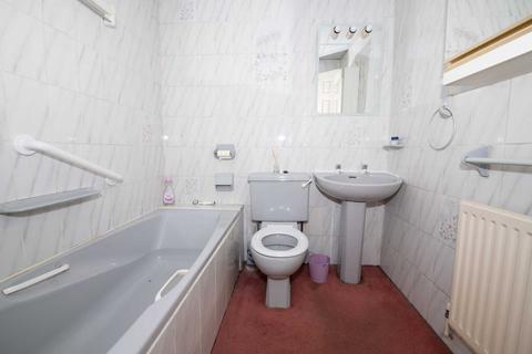 15 Limefield Road, Salford, M7 4LZ