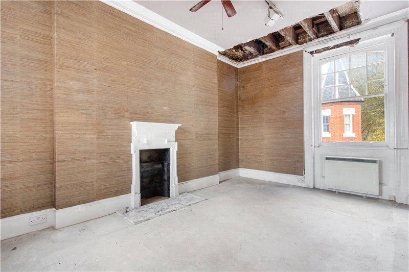 Roland Gardens, London, SW7 2 bed apartment £1,000,000