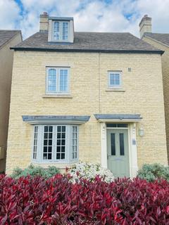 4 bedroom detached house to rent, Gardner Way, Cirencester, GL7